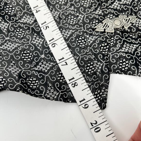 Vintage LongHorn by Niver Western Wear Crop Jacket Top Silver Gray Pewter Clasps - Picture 9 of 11